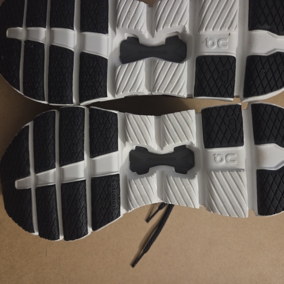 On Running Sneakers Women Size 8 Cloud X AD - Picture 13 of 14